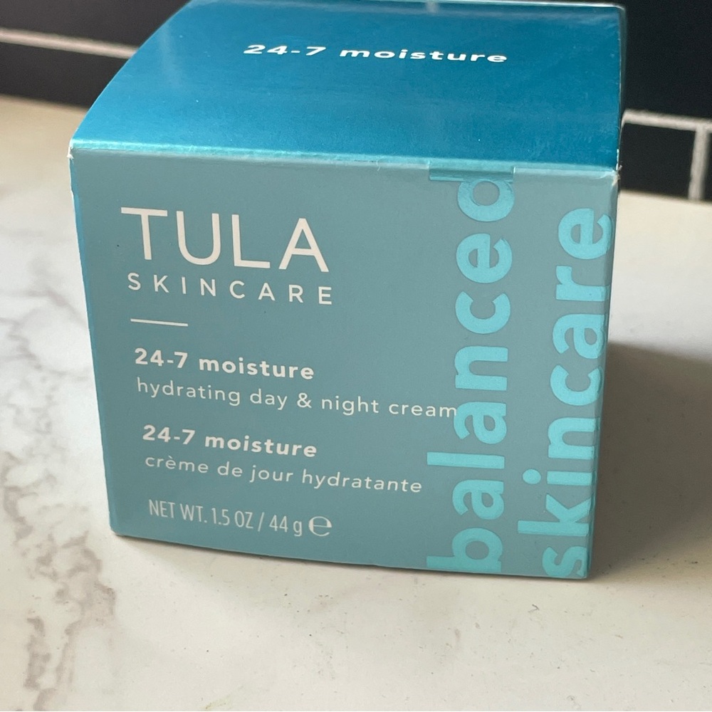 Tula Skincare 24-7 Moisture Cream - Teal